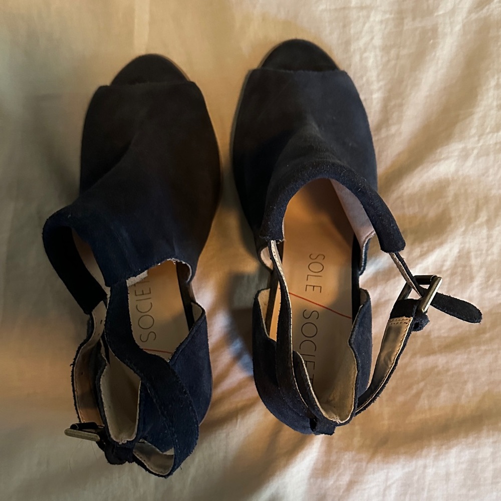 Sole Society Navy Blue Sandals Ankle Strap Suede